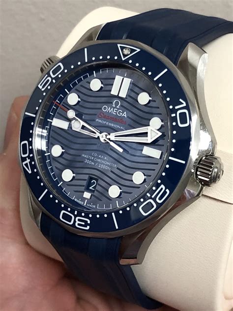 omega Seamaster Diver blue